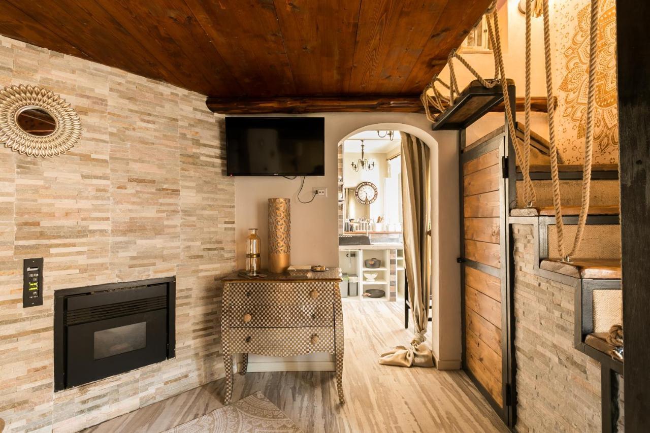 Opera Suites - Le mille e una notte Calcata Esterno foto