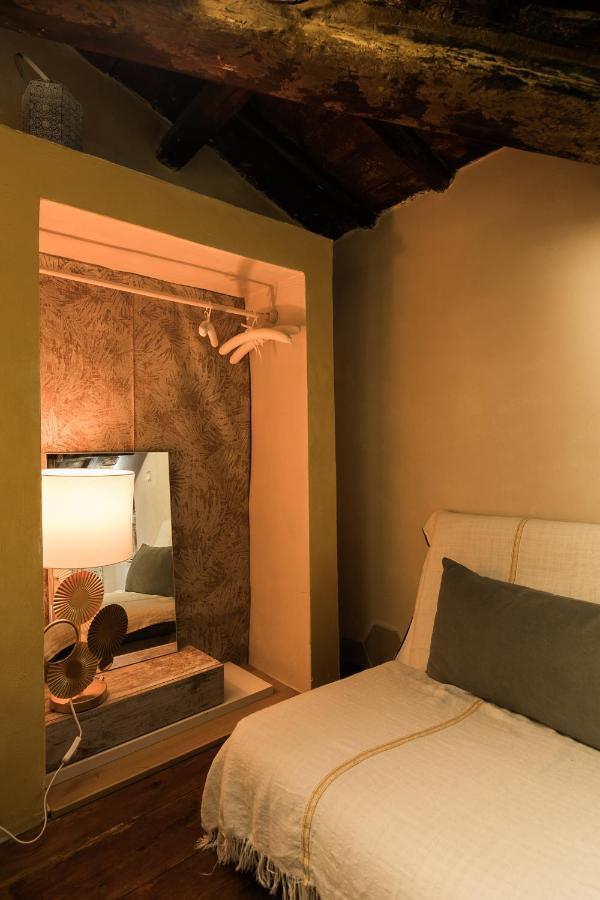 Opera Suites - Le mille e una notte Calcata Esterno foto