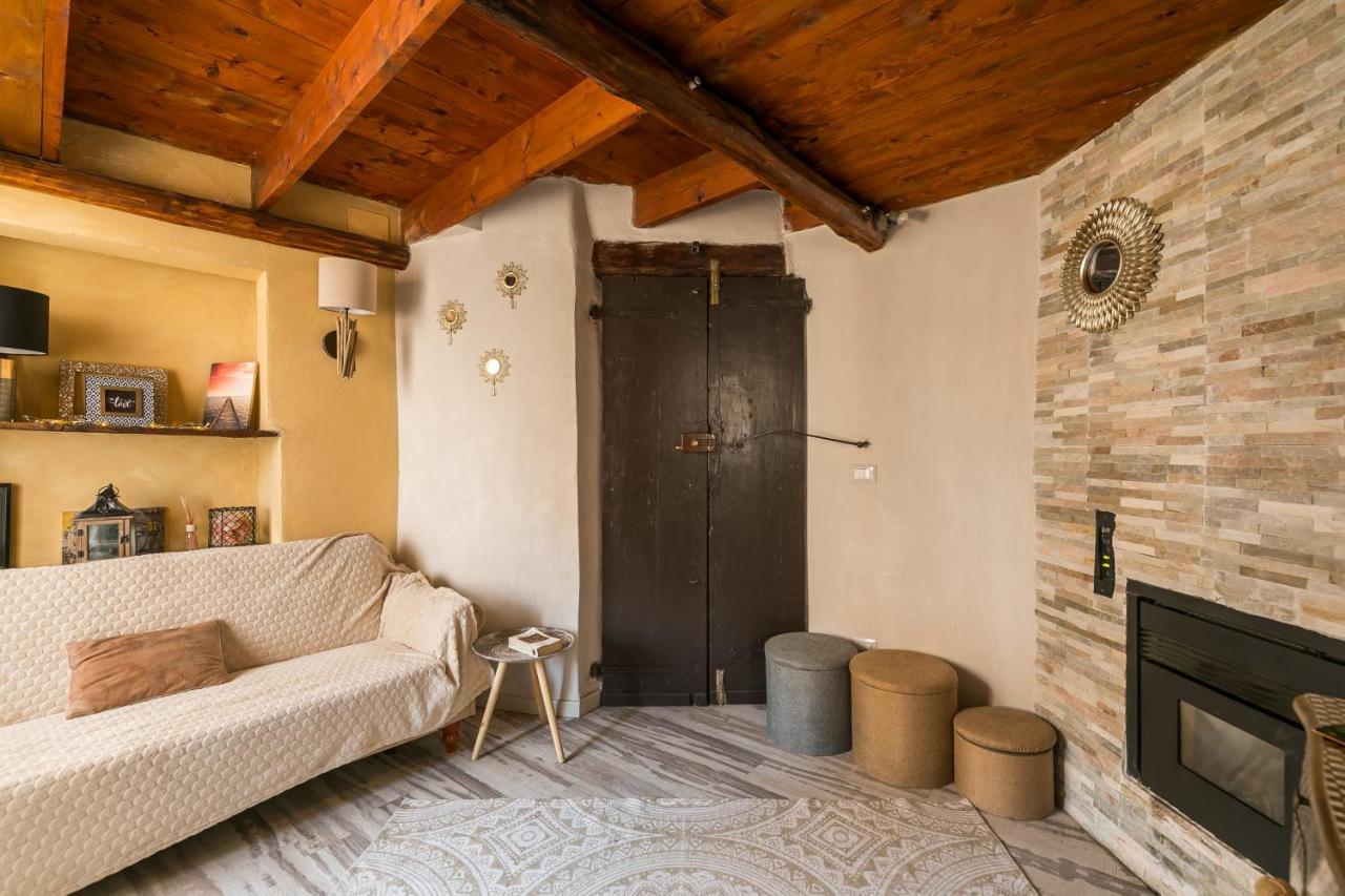 Opera Suites - Le mille e una notte Calcata Esterno foto